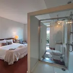 Bed & Breakfast Down2town 4*
