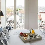 Down2town Bed & Breakfast 4*