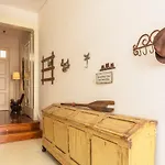 Bed & Breakfast Down2town 4*