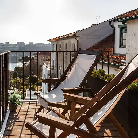 Down2town Bed and Breakfast 4*