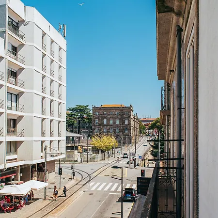 Down2town 4* Πόρτο