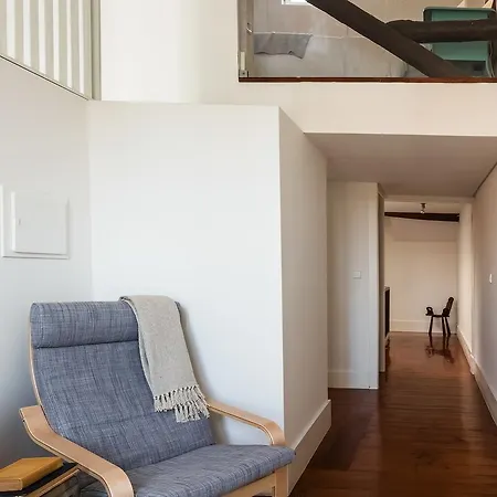Down2town Bed and Breakfast Πόρτο