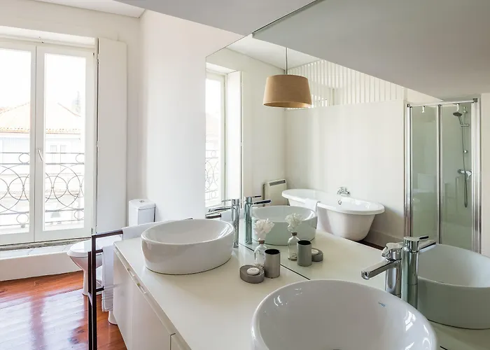 Down2town Bed & Breakfast 4*