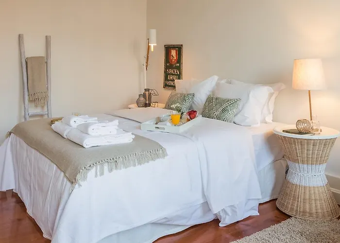 Down2town Bed & Breakfast Oporto