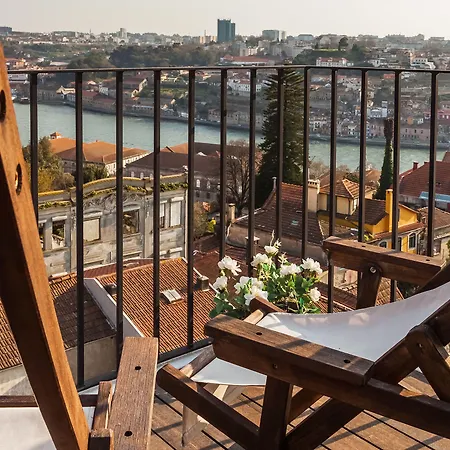 Down2town 4* Porto