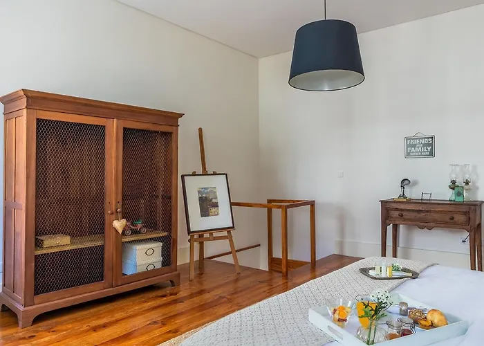 Oda ve Kahvaltı Down2town 4*